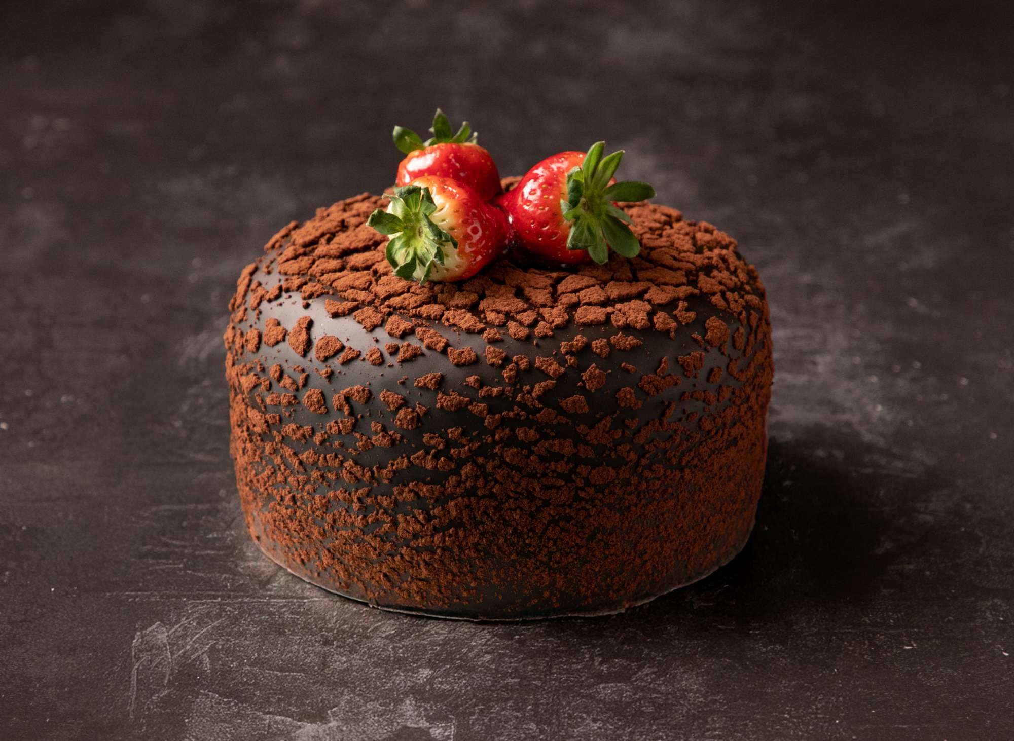 Çilekli Çikolata Turta 4-6 Kişilik