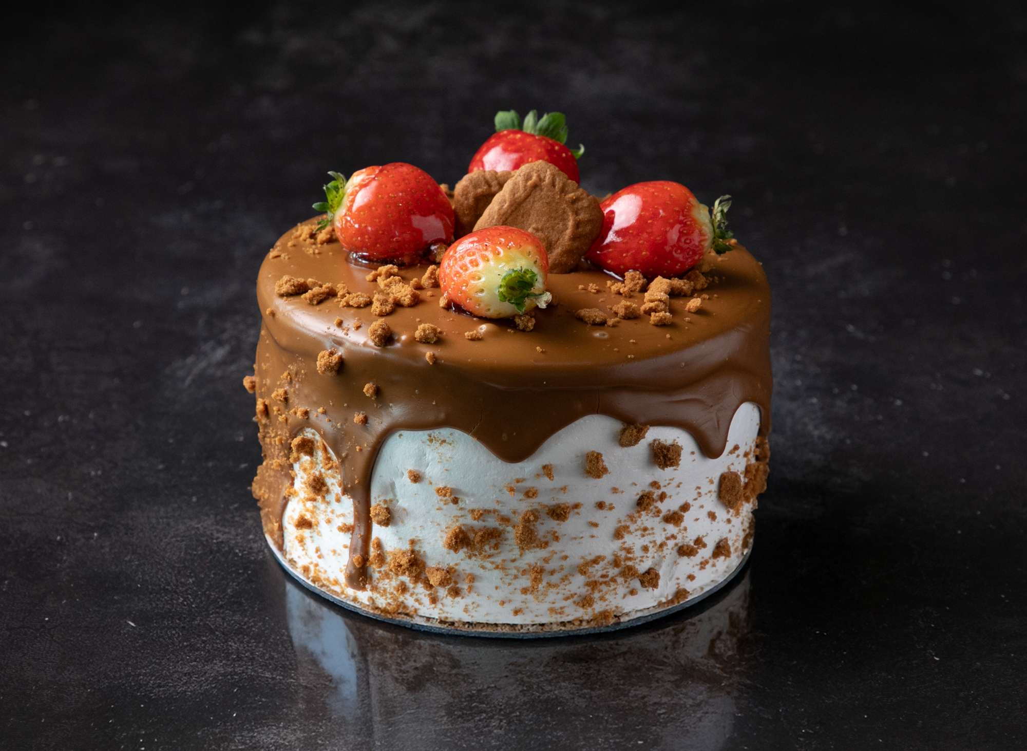 Lotuslu Turta 4-6 Kişilik